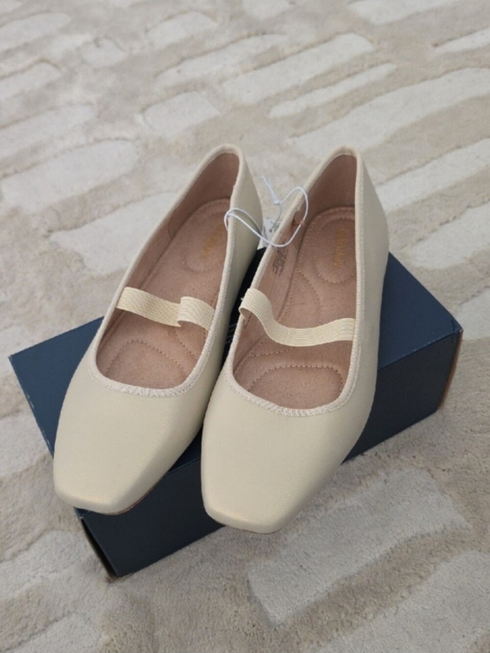Old Navy Ballet Flats